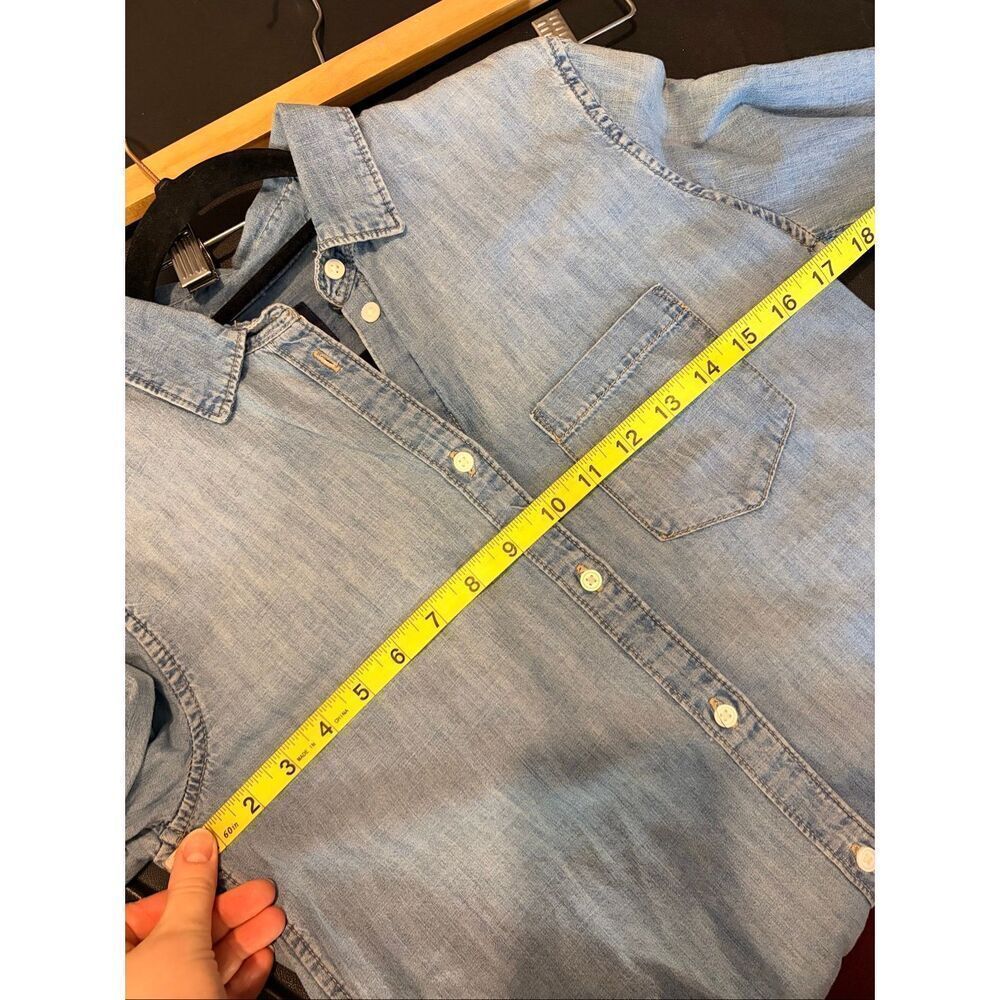 GAP | DENIM Blue Button-up Long Sleeve • Ladies Size XS - Picture 2 of 6